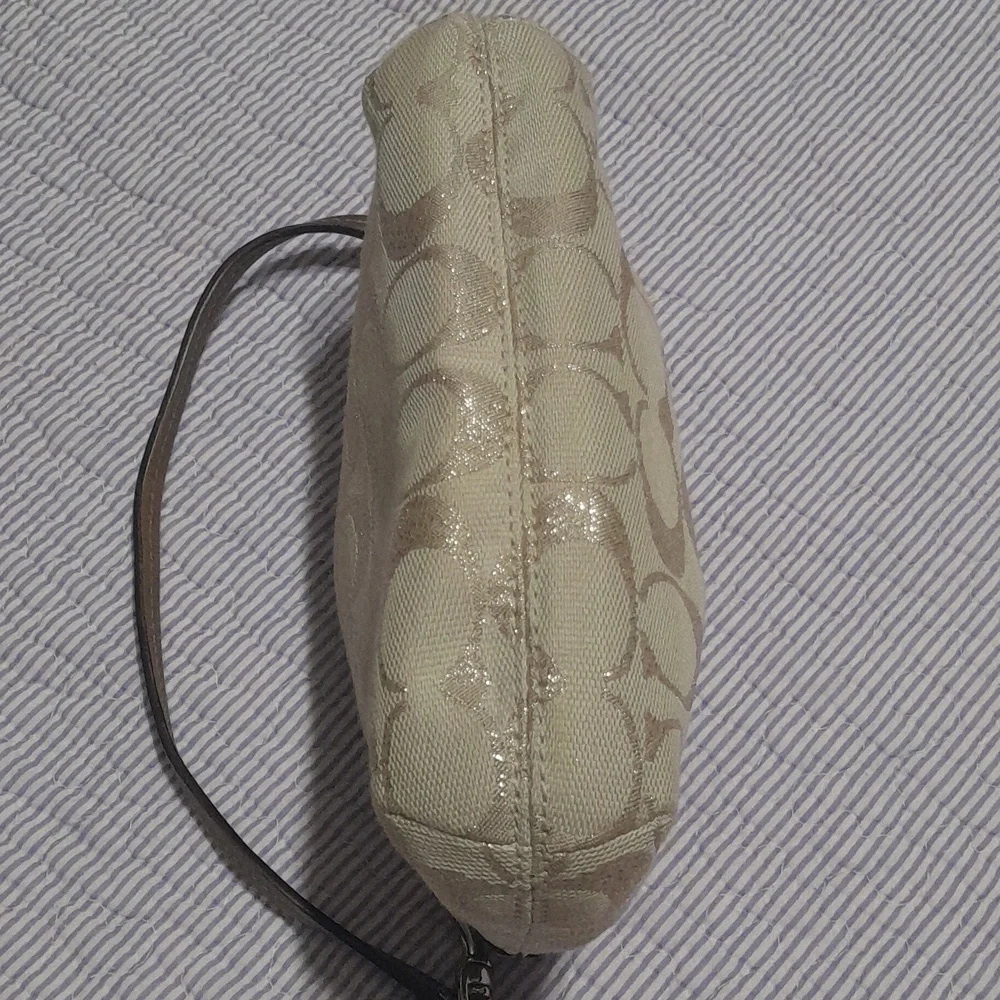 Coach Wristlet/Wallet - Picture 3 of 5